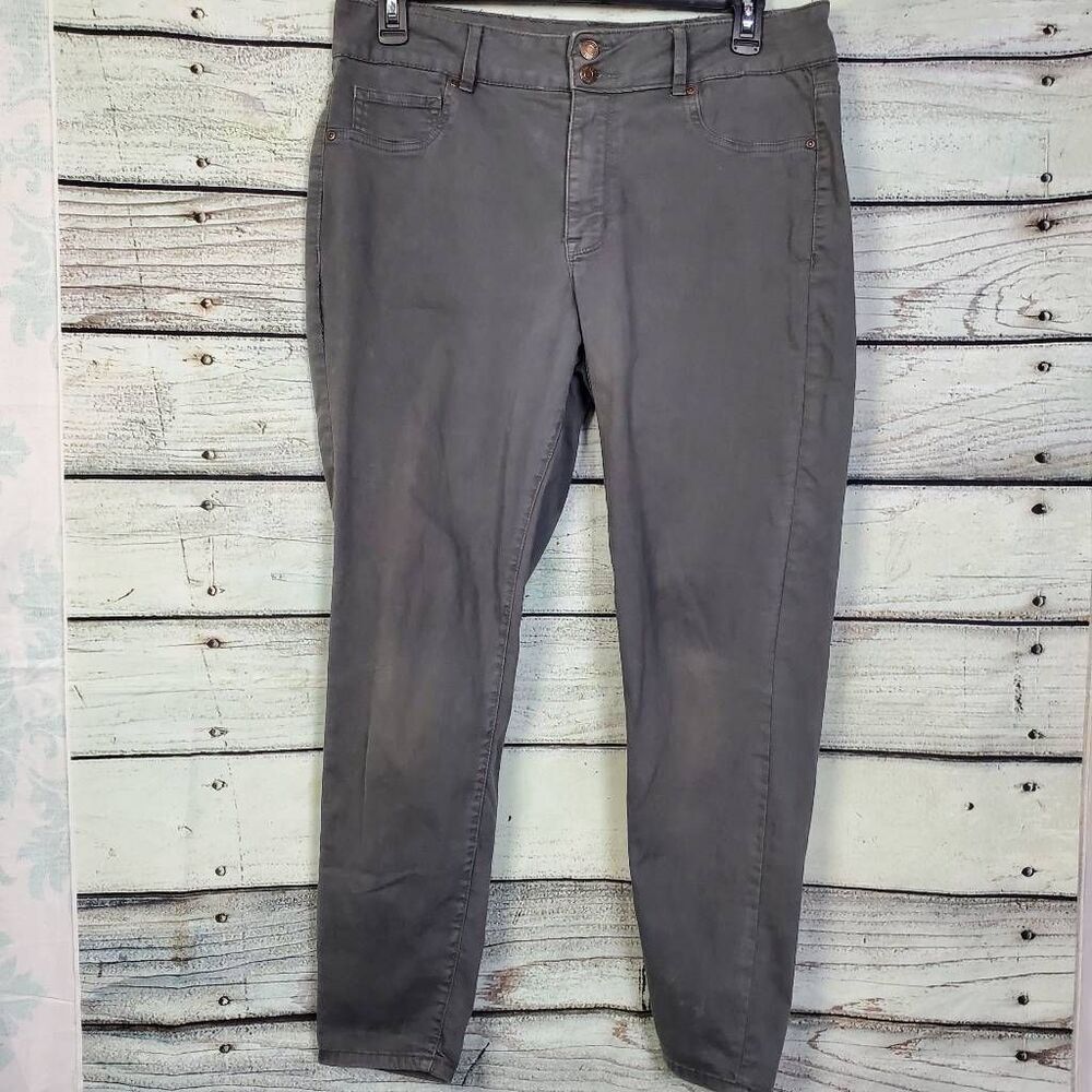 Maurices M Jeans Gray High Rise Skinny Pants Women’s Plus Size 16W REPREVE Eco S